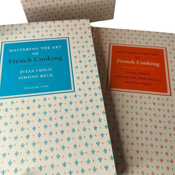 Mastering the Art of French Cooking Volume 1 & 2 box set Julia Child - Picture 9 of 12